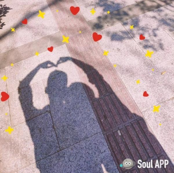 SoulApp聊100万个回合之后一对Soulmate签订恋爱合约